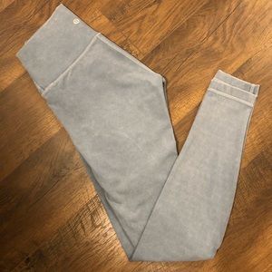 Lululemon wunder under denim dye